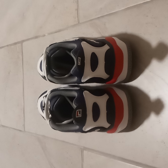 Fila - Picture 4 of 4